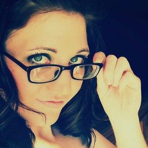 Meet your Posher, Alicia